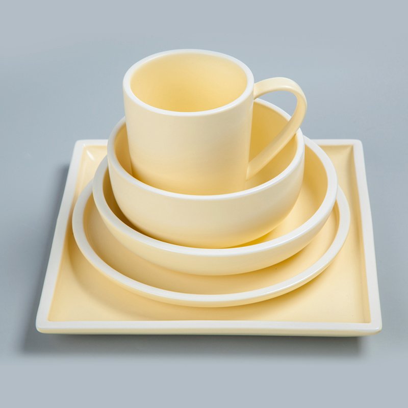 Two Eight-Cream Yellow Simple Style Color Smoothly Glaze Porcelain Dinner Set - Tc09