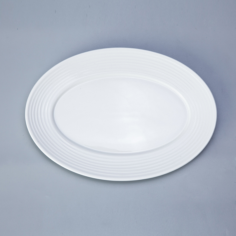 sample white porcelain dinner service Italian style for hotel Two Eight