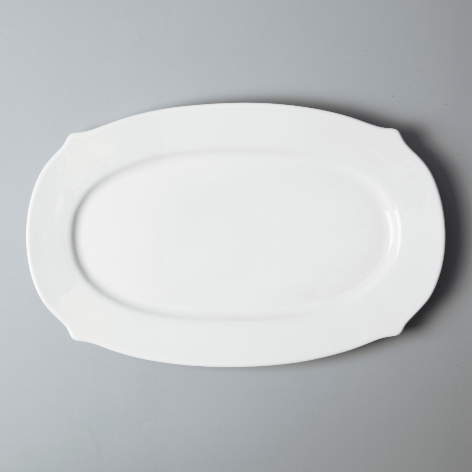 smooth fashion Two Eight white dinner sets