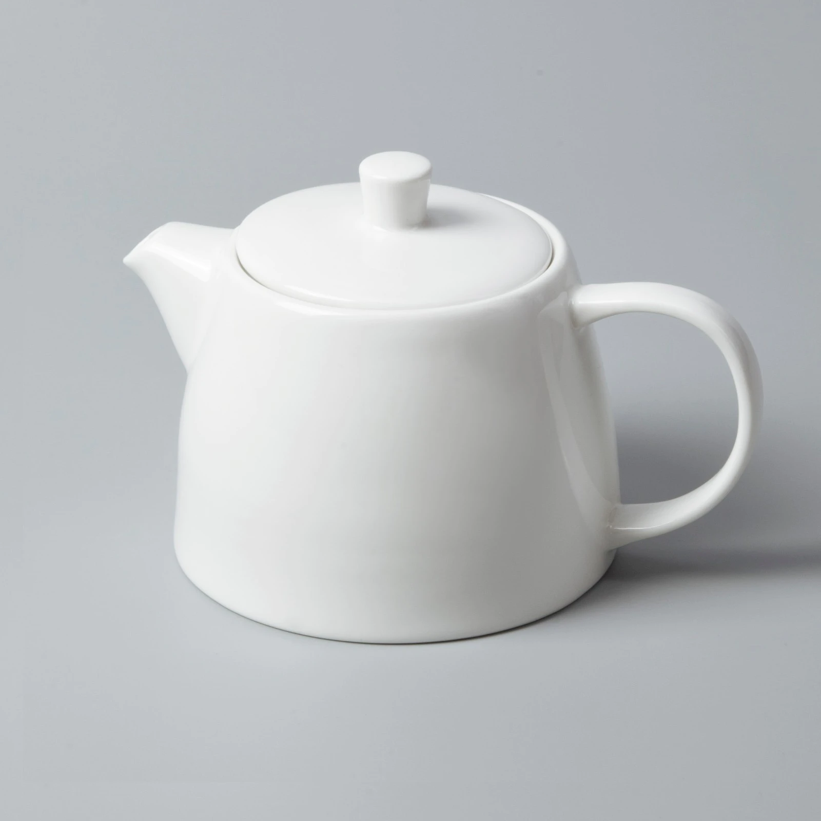 white porcelain tableware style two eight ceramics Two Eight Brand