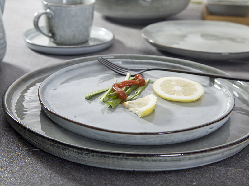 smooth 16 piece porcelain dinnerware set oragne customized for kitchen-14