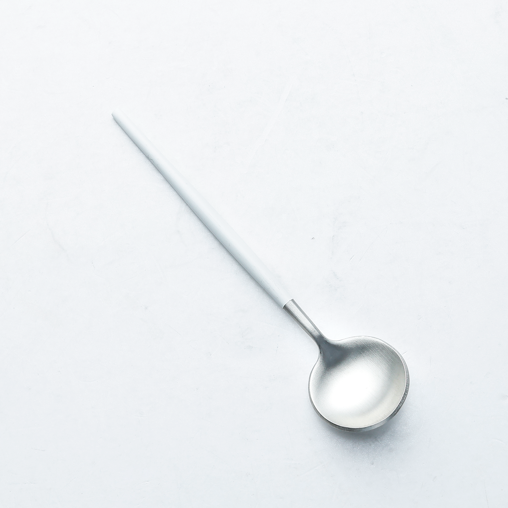 SMALL SPOON (WHITE WITH SILVER)