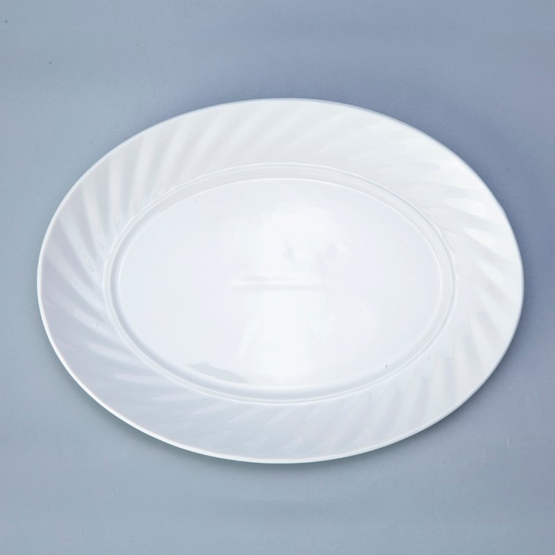 white dinnerware Italian style for kitchen Two Eight-4