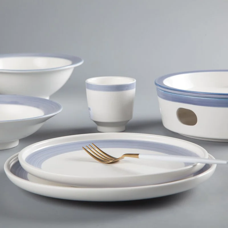 Fresh Style Round Color Porcelain Dinner Set With Light Blue Rim - TC16