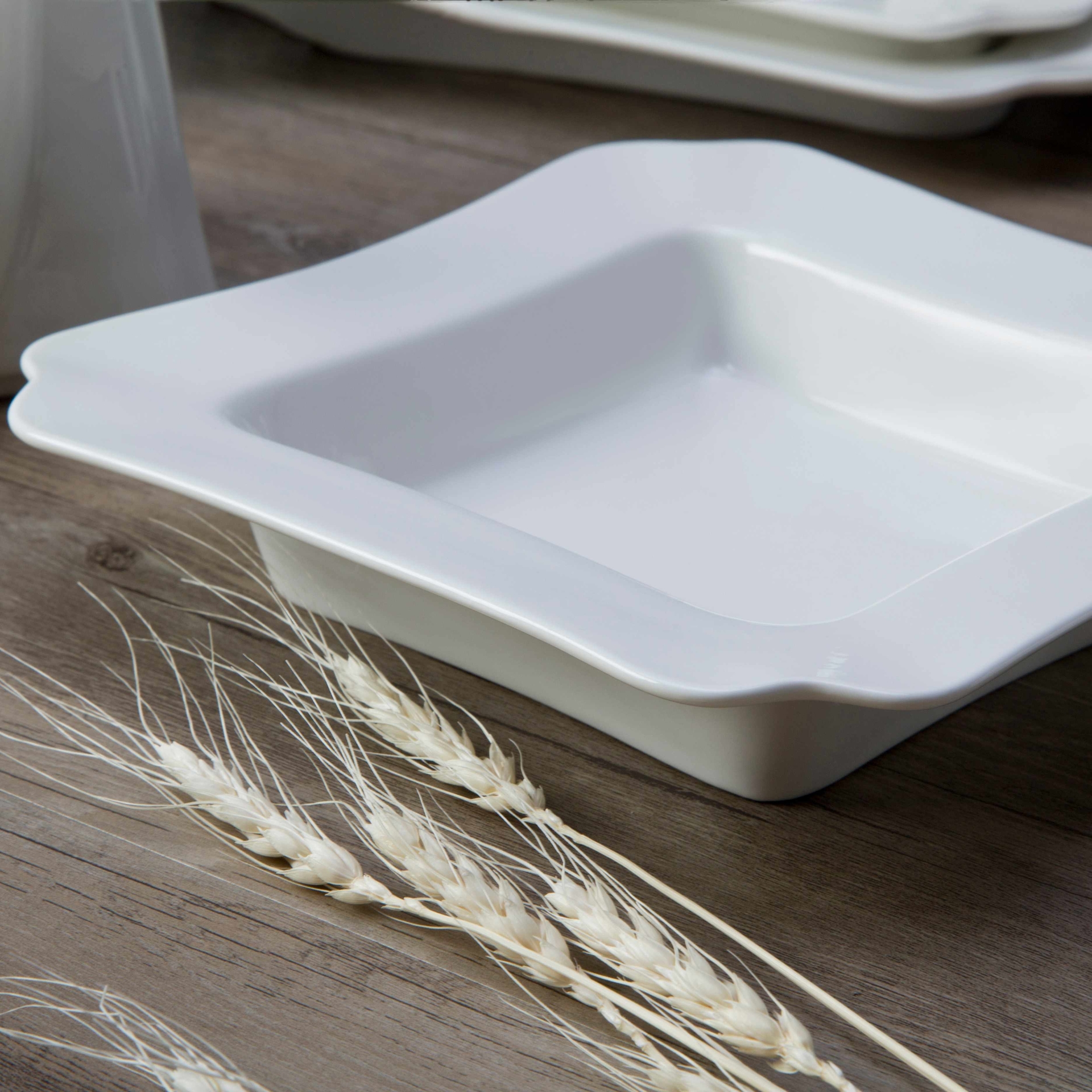 Modern Restaurant White Ceramic Dinnerware Set - TW18
