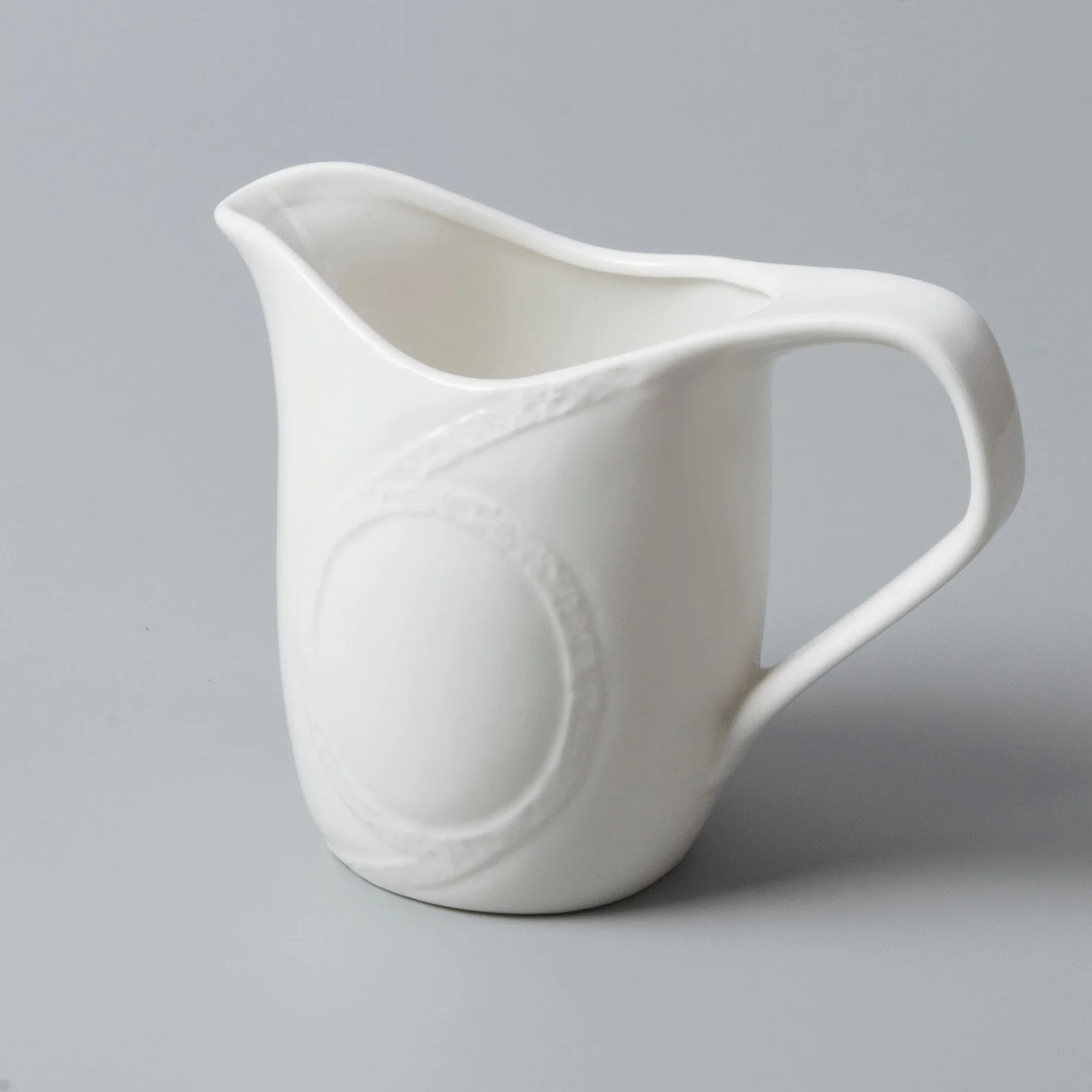 Hot white porcelain tableware stock Two Eight Brand