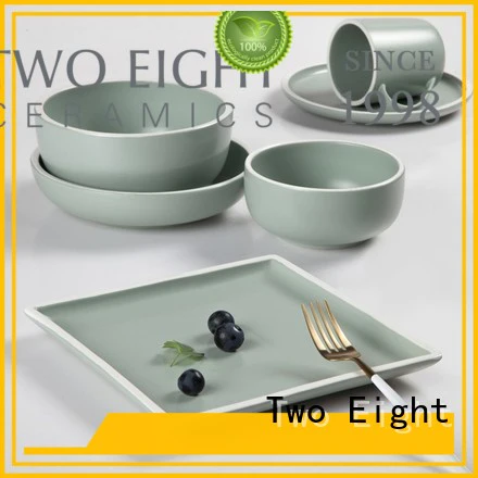 Two Eight vintage dinner plates manufacturers for hotel