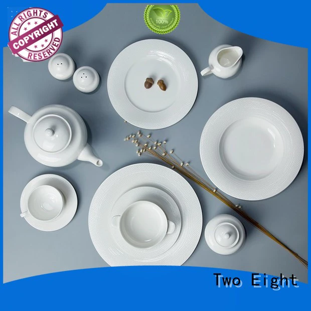 Italian style white porcelain dinnerware sets from China for hotel Two Eight
